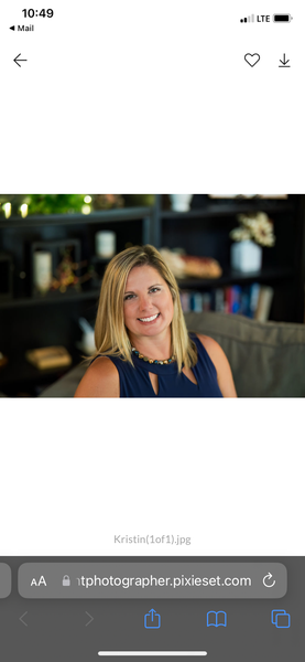 Kristin Glasser, Sales Associate